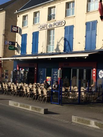 Cafe du Port