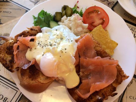 Cafe Pierre