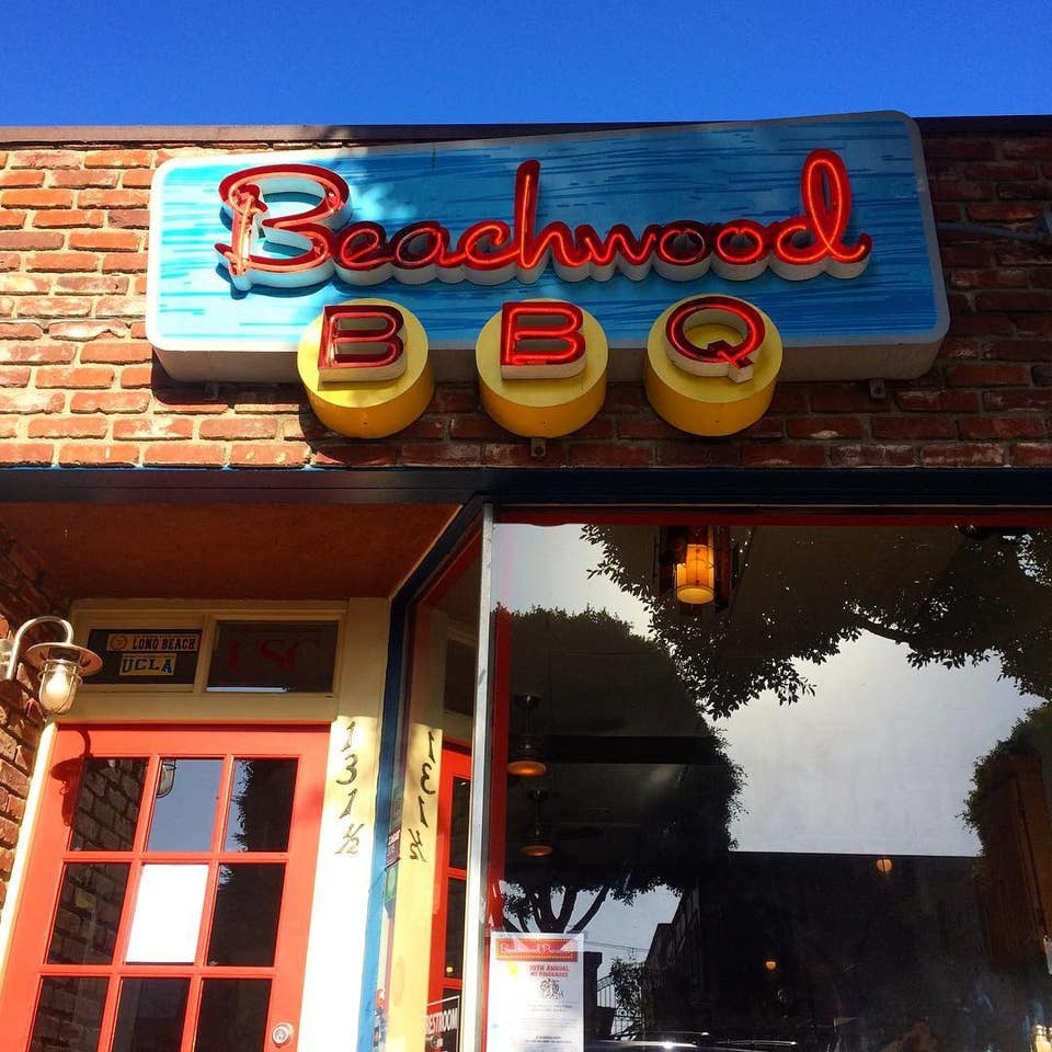 Beachwood BBQ and Brewing