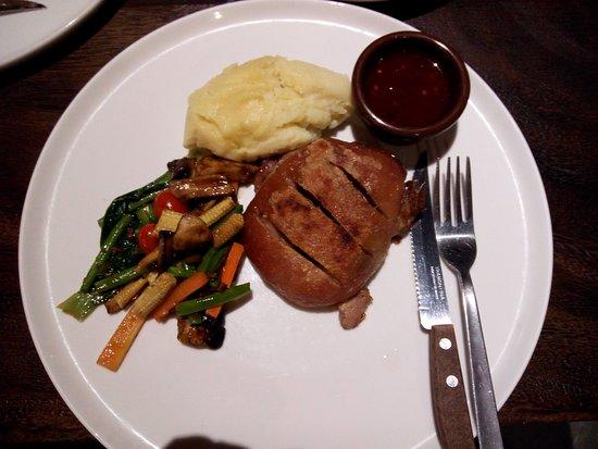 Carnivor Skybar & Grill