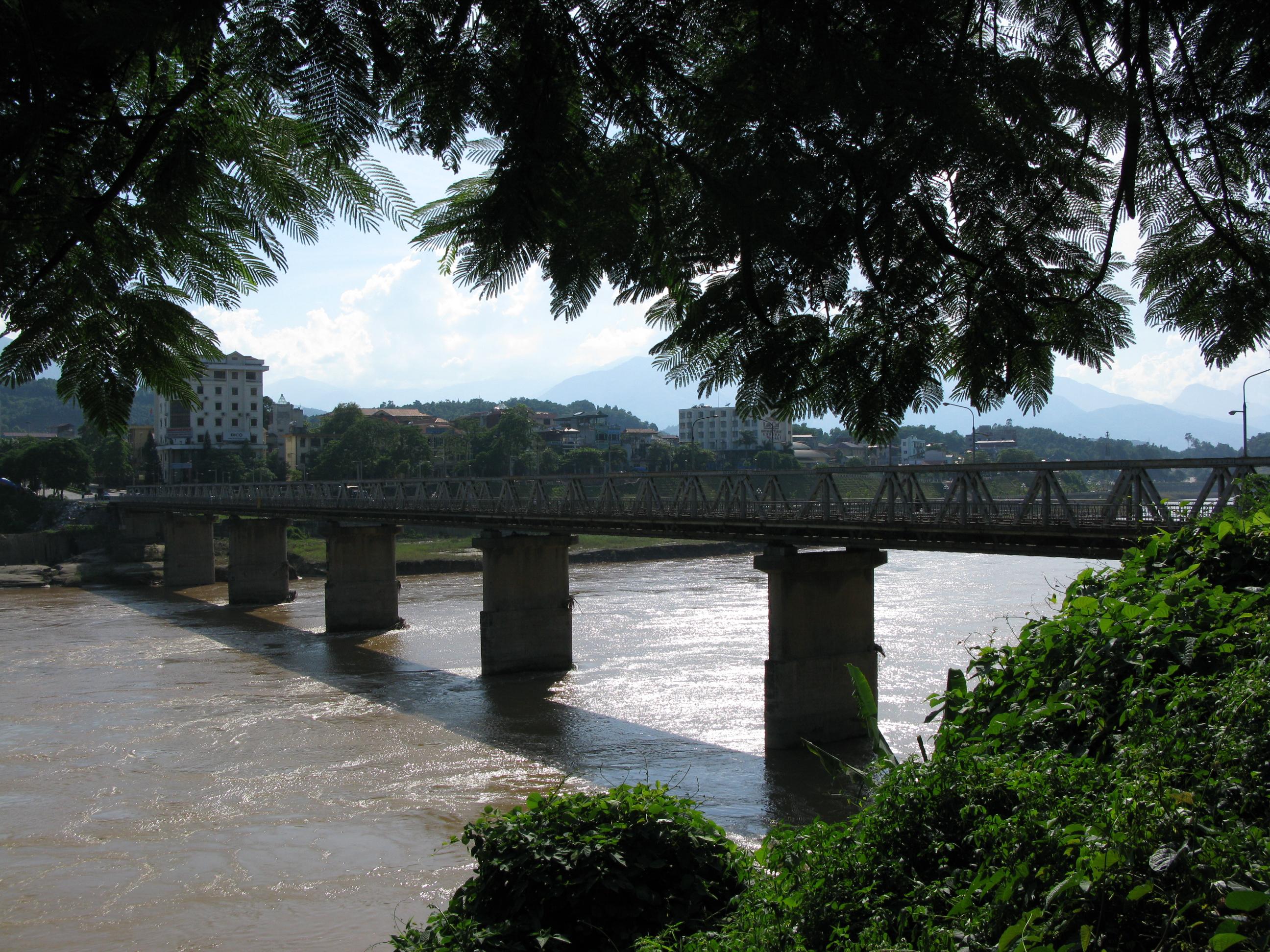 Coc Leu Bridge