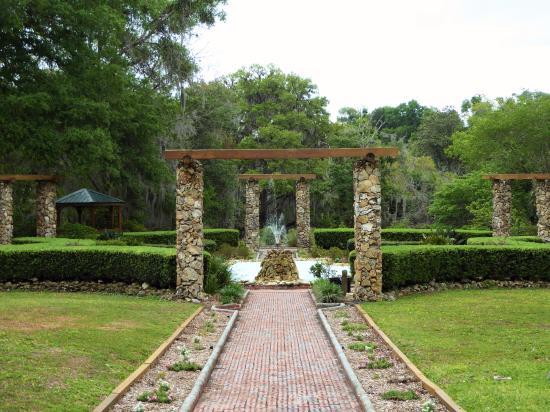 Ravine Gardens State Park