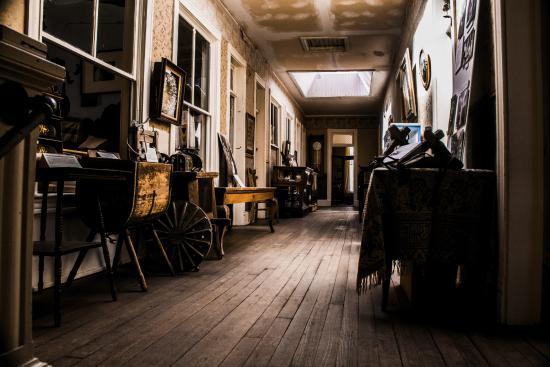 Victor Lowell Thomas Museum