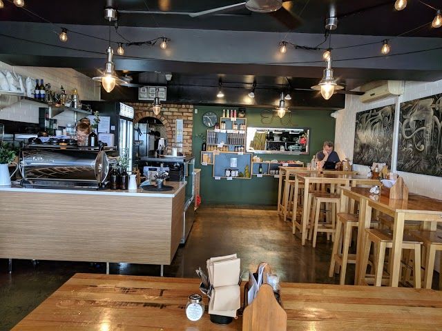 Eat At Dan & Steph's