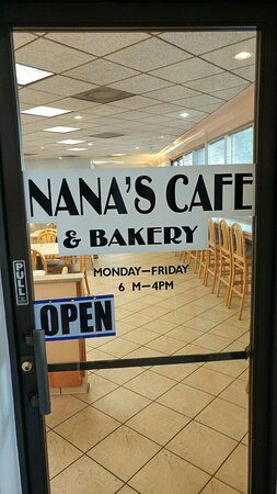 Nana's Cafe & Bakery